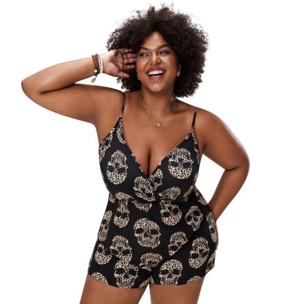 Gothic Shorts Romper Womens 2XL Leopard Skull Print‎ Edgy Grunge Strappy V-Neck